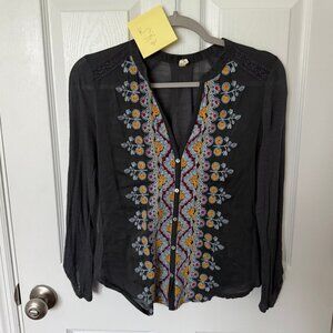 Tiny Women's Size Medium Geometric Silk Blend Long Sleeve Blouse